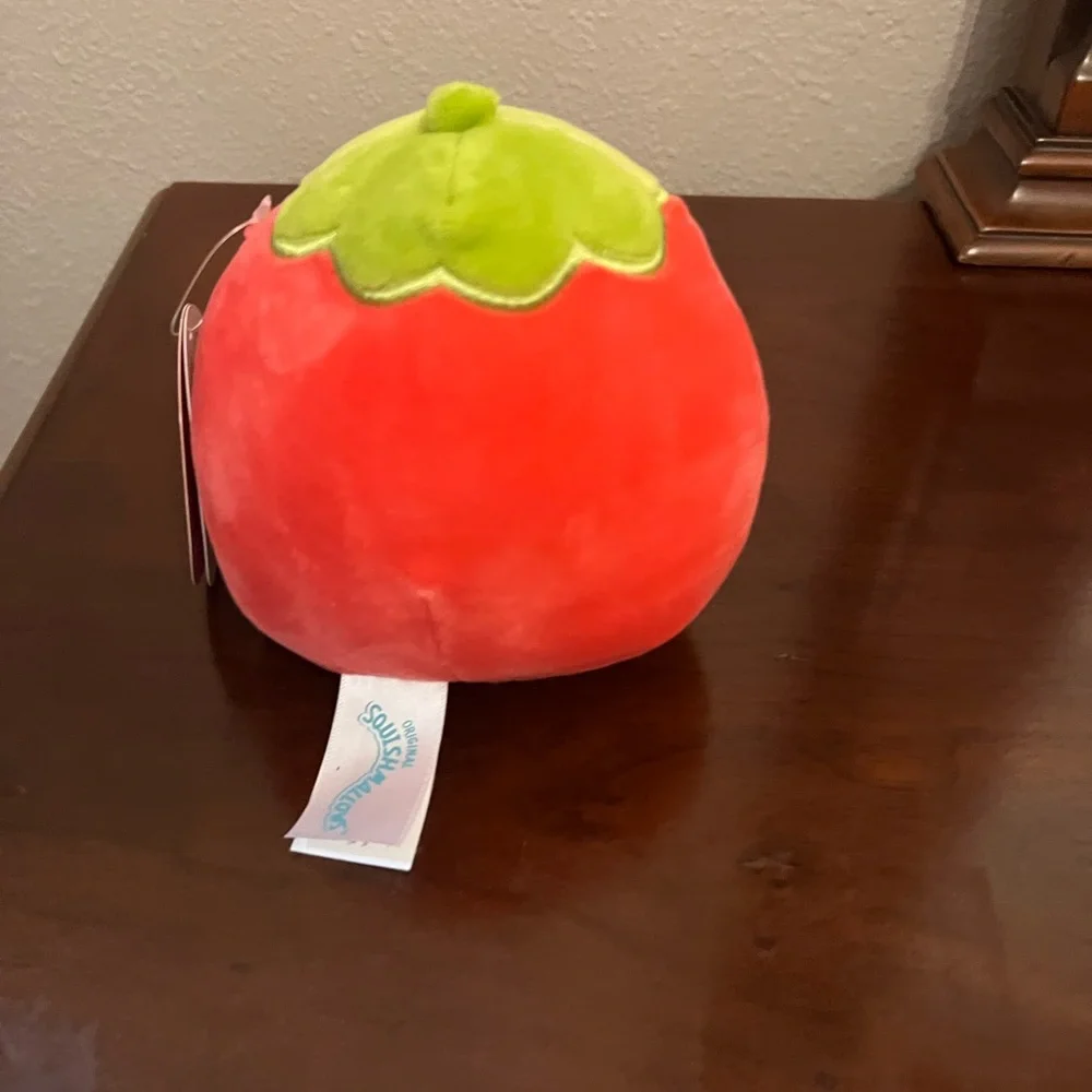 Squishmallow Scarlet the Strawberry 5”